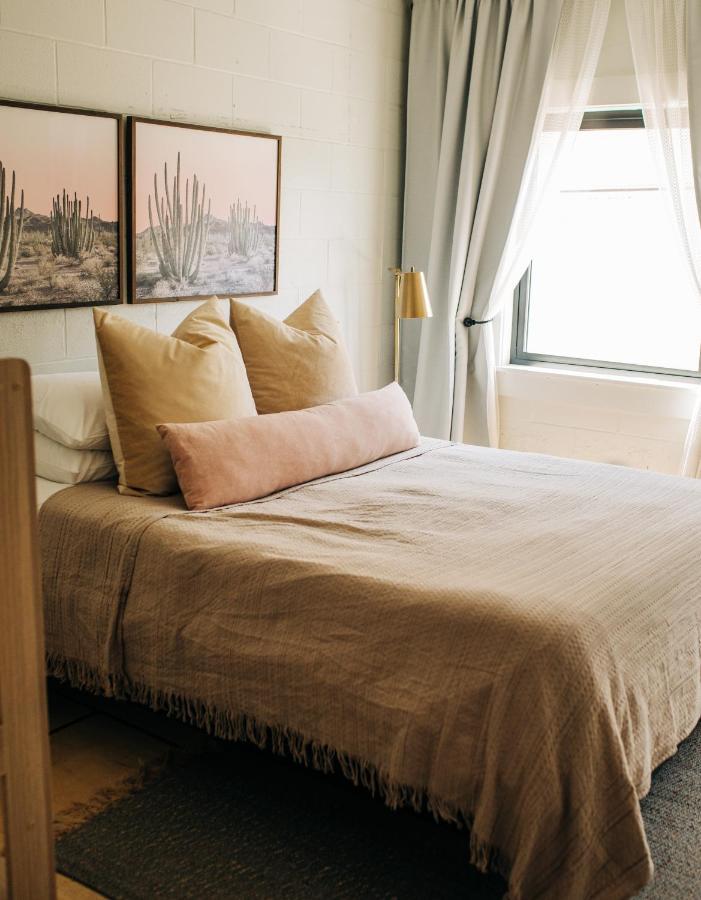 Stellar Suites Луисвилл Экстерьер фото